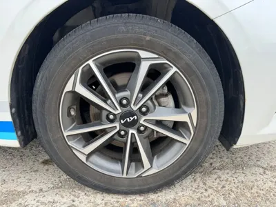 Kia K3 2022, 24424 км, за 13010.68 USD