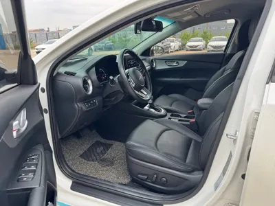 Kia K3 2022, 24424 км, за 13010.68 USD - фото 7