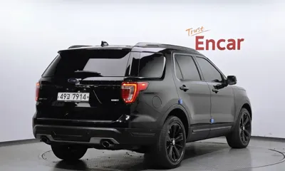 Ford Explorer 2018, 121326 км, за 9900.65 USD