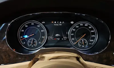 Bentley Bentayga 2020, 67546 км, за 68054.17 USD - фото 8