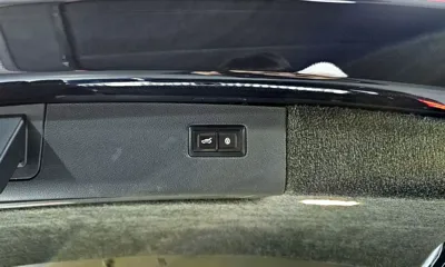 Bentley Bentayga 2020, 67546 км, за 68054.17 USD - фото 20