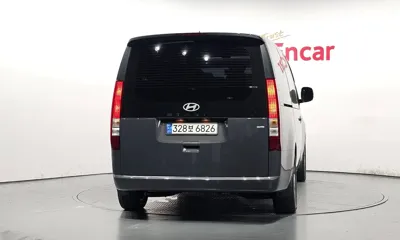 Hyundai Staria 2025, 14509 км, за 25276.89 USD