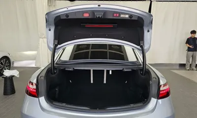 Mercedes-Benz E-Class 2023, 25003 км, за 42931.62 USD - фото 20