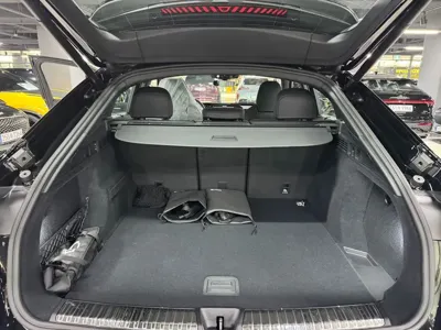 Audi Q5 2025, 24 км, за 56555.92 USD - фото 5