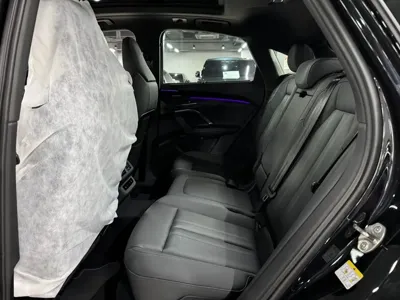 Audi Q5 2025, 24 км, за 56555.92 USD - фото 7