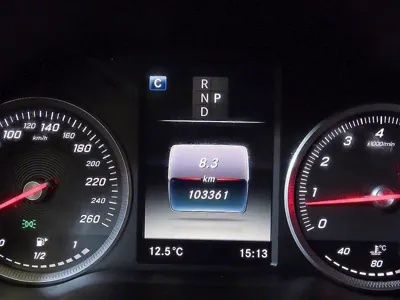 Mercedes-Benz GLC-Class 2019, 103353 км, за 18260.63 USD - фото 9