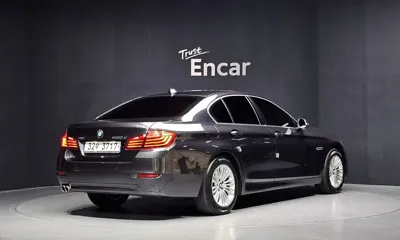 BMW 5-Series 2015, 121251 км, за 7752.45 USD