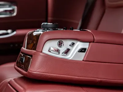 Rolls-Royce Ghost 2019, 40000 км, за 352847.78 USD - фото 23