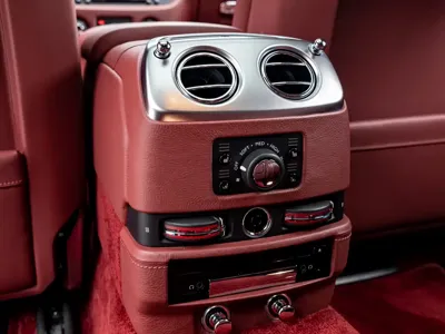 Rolls-Royce Ghost 2019, 40000 км, за 352847.78 USD - фото 26