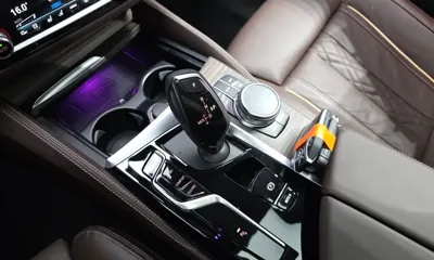 BMW 5-Series 2022, 44889 км, за 26014.86 USD - фото 9