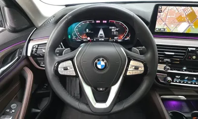 BMW 5-Series 2022, 44889 км, за 26014.86 USD - фото 14