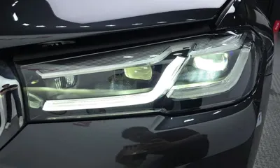 BMW 5-Series 2022, 44889 км, за 26014.86 USD - фото 22