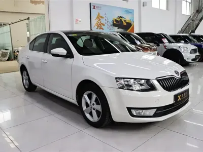 Skoda Octavia 2015, 132000 км, за 5839.72 USD