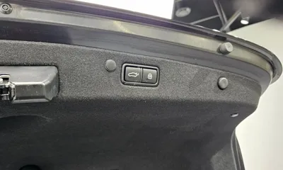 Hyundai Grandeur 2021, 34800 км, за 17576.69 USD - фото 20