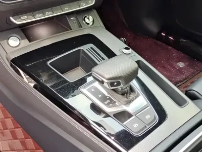Audi Q5L 2024, 40000 км, за 29134.22 USD - фото 9