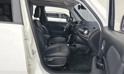Jeep Renegade 2021, 60911 км, за 10240.25 USD - фото 11