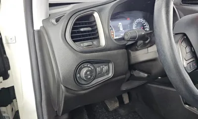 Jeep Renegade 2021, 60911 км, за 10240.25 USD - фото 19
