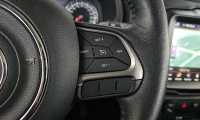 Jeep Renegade 2021, 60911 км, за 10240.25 USD - фото 32