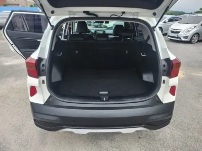 Kia Seltos 2022, 106724 км, за 9094.45 USD - фото 8