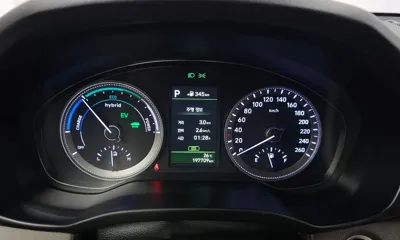 Hyundai Grandeur 2018, 197709 км, за 7156.34 USD - фото 8