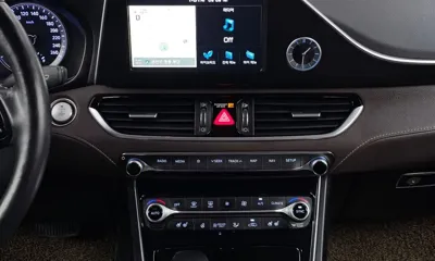 Hyundai Grandeur 2018, 197709 км, за 7156.34 USD - фото 14