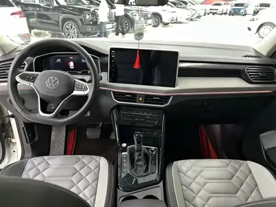 Volkswagen Tayron 2023, 46000 км, за 24793.79 USD - фото 7