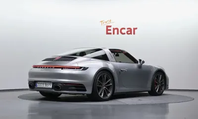 Porsche 911 2024, 16848 км, за 135889.6 USD