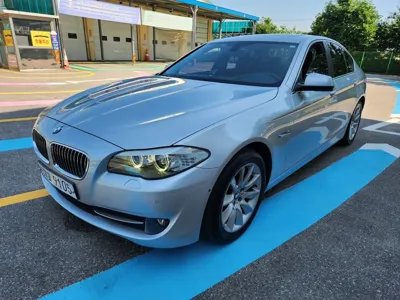 BMW 5-Series · 2013 год