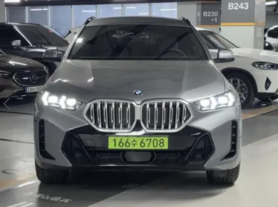 BMW X6 2025, 4284 км, за 89930.42 USD