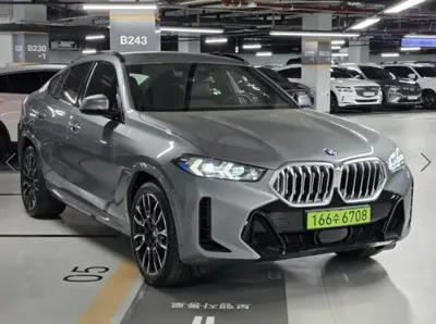 BMW X6 2025, 4284 км, за 89930.42 USD