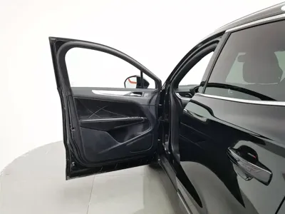 Lincoln MKC 2018, 126100 км, за 5856.27 USD - фото 8
