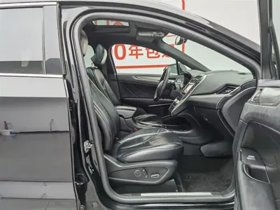 Lincoln MKC 2018, 126100 км, за 5856.27 USD - фото 23