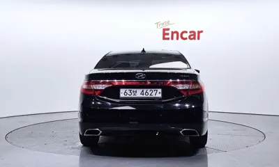 Hyundai Grandeur 2017, 110793 км, за 4104.24 USD