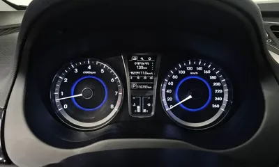 Hyundai Grandeur 2017, 110793 км, за 4104.24 USD - фото 8