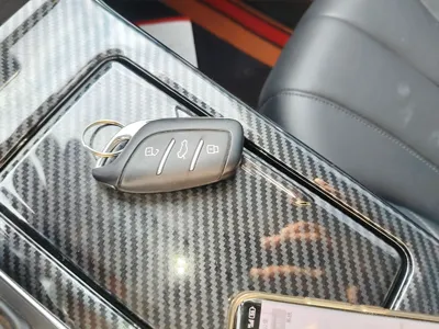 Roewe RX5 Max 2021, 27900 км, за 9775 USD - фото 12