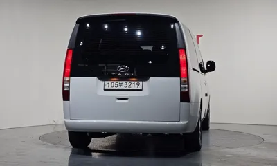 Hyundai Staria 2022, 81921 км, за 15850.68 USD