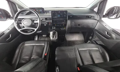 Hyundai Staria 2022, 81921 км, за 15850.68 USD - фото 7