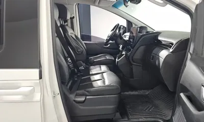 Hyundai Staria 2022, 81921 км, за 15850.68 USD - фото 11