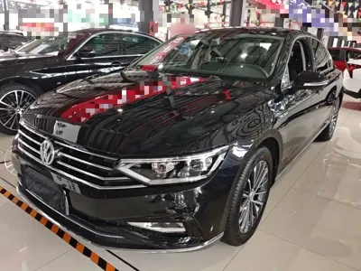 Volkswagen Magotan 2020, 77100 км, за 14380.63 USD