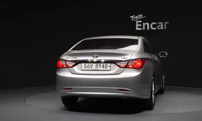 Hyundai Sonata 2011, 74514 км, за 2595.63 USD