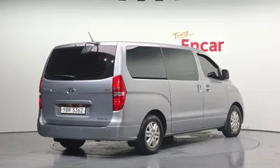 Hyundai Starex 2016, 82135 км, за 8532.58 USD