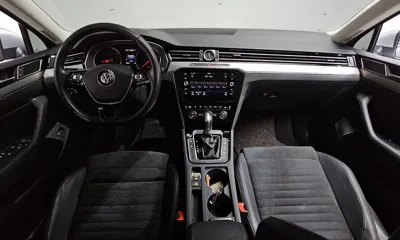 Volkswagen Passat 2018, 86820 км, за 10831.04 USD - фото 7