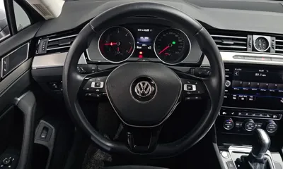 Volkswagen Passat 2018, 86820 км, за 10831.04 USD - фото 13