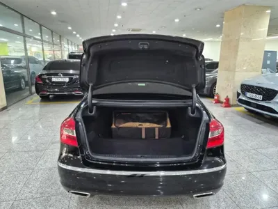 Hyundai Genesis 2013, 167157 км, за 3501.82 USD