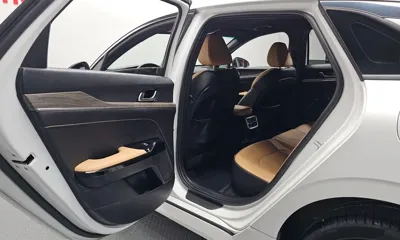 Kia K5 2020, 58474 км, за 10097.73 USD - фото 12