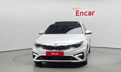 Kia K5 2019, 82120 км, за 8923.86 USD