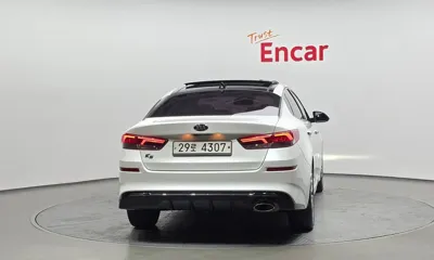 Kia K5 2019, 82120 км, за 8923.86 USD