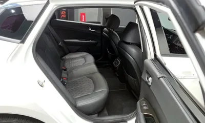 Kia K5 2019, 82120 км, за 8861.76 USD - фото 11
