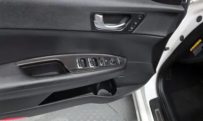 Kia K5 2019, 82120 км, за 8861.76 USD - фото 17