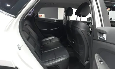 Hyundai Tucson 2019, 73204 км, за 10986.15 USD - фото 12